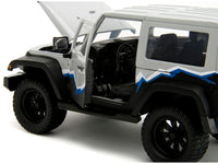 2007 Jeep Wrangler open-door cabin detail and raised hood, Jada 34194, 1:24