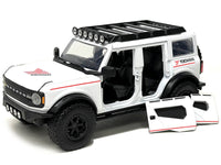 White and red Yokohama 2021 Ford Bronco with roof rack and removable doors displayed separately, Jada 34286 in 1:24