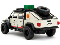Jada Jeep Gladiator Biosyn Genetics beige equipment shell Jurassic World Dominion 1:32 34465, view 2