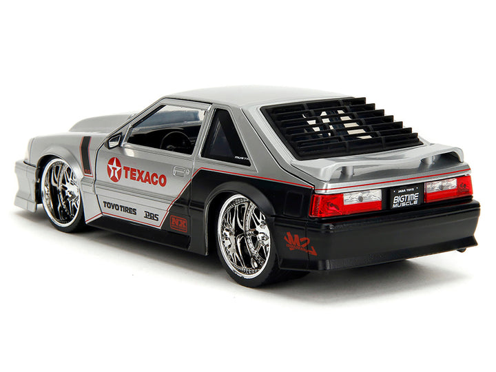 1989 Ford Mustang GT "Texaco" Silver Metallic and Matt Black "Bigtime Muscle" Series 1/24 Diecast Model Car by Jada image 2