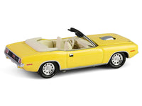 GreenLight 1:64 1970 Plymouth Cuda Convertible, yellow, Barrett-Jackson Series 15 — item 37320E