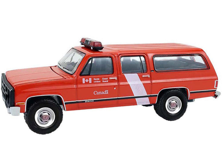 1991 GMC Suburban "Canada Coast Guard" Red with White Stripes "Hot Pursuit - Canada Special Edition" Series 1/64 Diecast Model Car by Greenlight image 2