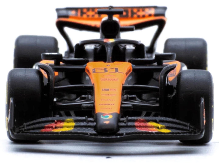 McLaren MCL39 #81 Oscar Piastri Formula One F1 "Australian GP" (2025) "Formula Racing" Series 1/64 Diecast Model Car by Bburago image 2