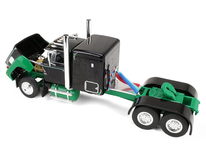 Ford LTL 9000 with 60" Flat Top Sleeper and 45' Wilson Vintage Livestock Trailer Black and Green 1/64 Diecast Model by DCP/First Gear image 2