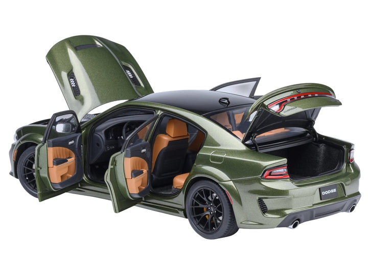Dodge Charger SRT Hellcat Redeye F8 Green Metallic with Matt Black Top 1/18 Model Car by Autoart image 2