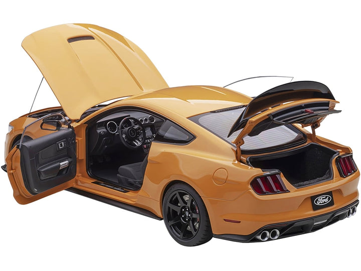 Ford Mustang Shelby GT-350R Orange Fury Metallic 1/18 Model Car by Autoart image 2