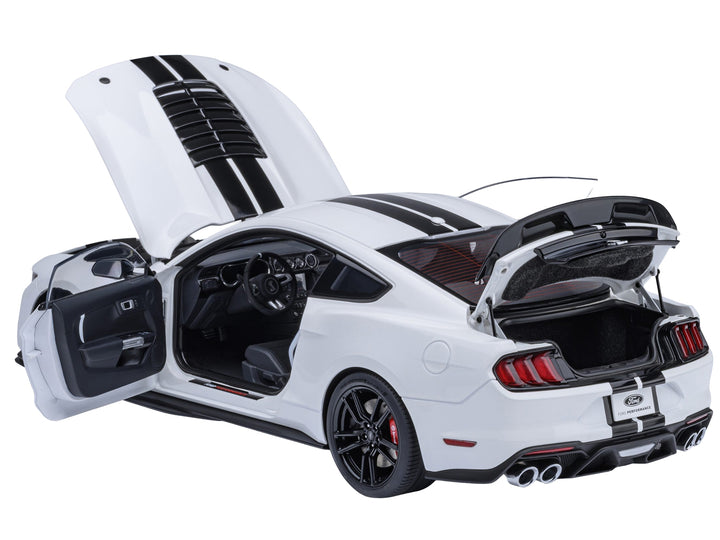 Ford Mustang Shelby GT500 Oxford White with Black Stripes 1/18 Model Car by Autoart image 2