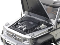 Mercedes G63 AMG 6X6 Silver 1/18 Model Car by Autoart image 4