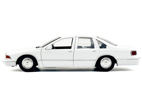 1993 Chevrolet Caprice Police Car Unmarked White "Custom Builder's Kit" Series 1/24 Diecast Model Car by Motormax image 2