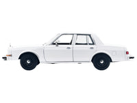 1986 Dodge Diplomat Police Car Unmarked White "Custom Builder's Kit" Series 1/24 Diecast Model Car by Motormax image 3