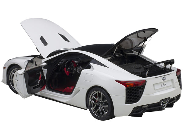 Lexus LFA Whitest White with Carbon Top 1/18 Model Car by Autoart image 2
