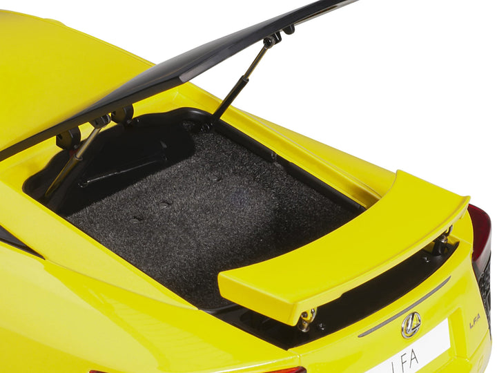 Lexus LFA Pearl Yellow with Red and Black Interior 1/18 Model Car by Autoart image 2
