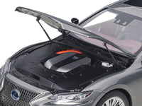 Lexus LS500h Manganese Luster Gray Metallic with Crimson and Black Interior 1/18 Model Car by Autoart image 2