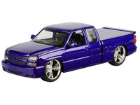 2006 Chevrolet Silverado Custom Pickup Truck Blue Metallic "Die-Cast Collection" Series 1/25 Diecast Model Car by Motormax image 2