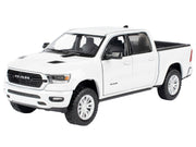 2019 RAM 1500 Laramie Crew Cab Pickup Truck White "Timeless Legends" Series 1/24 Diecast Model Car by Motormax image 2