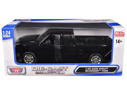 2006 Chevrolet Silverado 1500 Pickup Truck Black "Die-Cast Collection" Series 1/25 Diecast Model Car by Motormax image 3