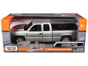 2006 Chevrolet Silverado 1500 Pickup Truck Gray Metallic "Timeless Legends" Series 1/25 Diecast Model Car by Motormax image 3