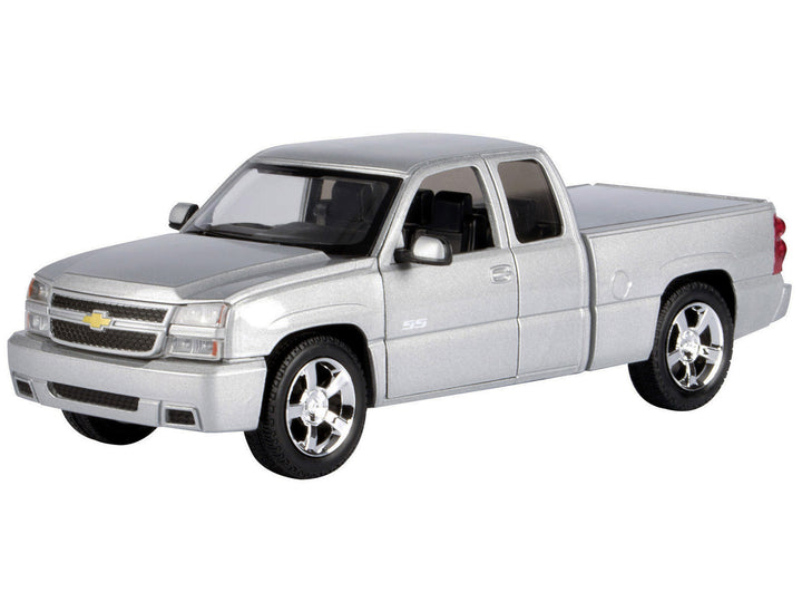 2006 Chevrolet Silverado SS Pickup Truck Silver Metallic "Timeless Legends" Series 1/25 Diecast Model Car by Motormax image 2