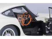 1967 Toyota 2000GT RHD (Right Hand Drive) White 1/18 Model Car by Autoart image 4