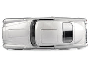 Aston Martin DB5 RHD (Right Hand Drive) Silver Metallic James Bond 007 "Goldfinger" (1964) Movie "James Bond Collection" Series 1/24 Diecast Model Car by Motormax image 2