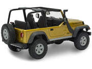 Level 4 Model Kit Jeep Wrangler Rubicon 1/25 Scale Model by Revell image 5
