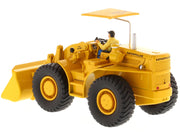 CAT Caterpillar 966A Wheel Loader Yellow with Operator "Vintage Series" 1/50 Diecast Model by Diecast Masters image 3