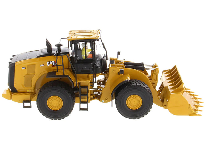 CAT Caterpillar 980 Wheel Loader Yellow with Operator "High Line Series" 1/50 Diecast Model by Diecast Masters image 2