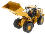 CAT Caterpillar 980 Wheel Loader Yellow with Operator "High Line Series" 1/50 Diecast Model by Diecast Masters image 4