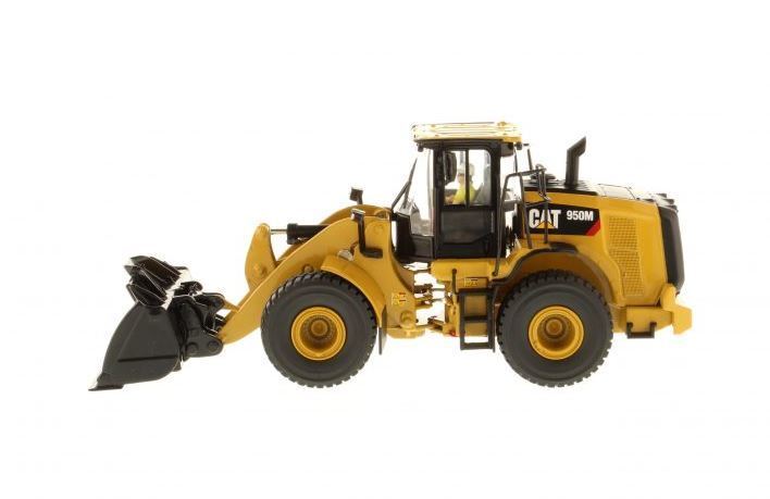 CAT Caterpillar 950M Wheel Loader with Operator "Core Classics" Series 1/50 Diecast Model by Diecast Masters image 2