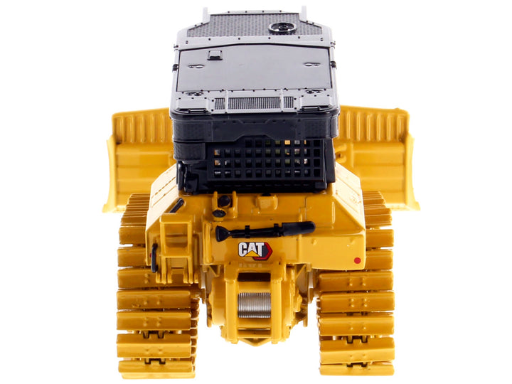 CAT Caterpillar D5 LGP Track Type Tractor Fire Dozer Yellow with Operator "High Line" Series 1/50 Diecast Model by Diecast Masters image 2