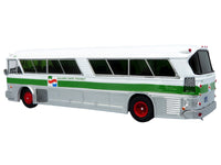1964 MCI MC-5A Coach Bus "Golden Gate Transit" White with Green Stripes "Vintage Bus & Motorcoach Collection" Limited Edition to 504 pieces Worldwide 1/87 (HO) Diecast Model by Iconic Replicas image 3