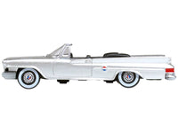 1961 Chrysler 300G Convertible Sheffield Silver Metallic 1/87 (HO) Scale Diecast Model Car by Oxford Diecast image 2
