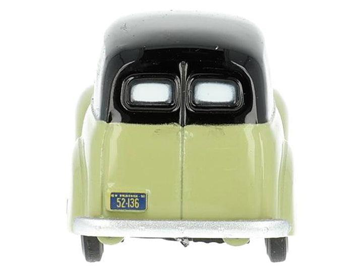 1950 Chevrolet Panel Van "Speciality Foods" Light Green and Black 1/87 (HO) Scale Diecast Model Car by Oxford Diecast image 2