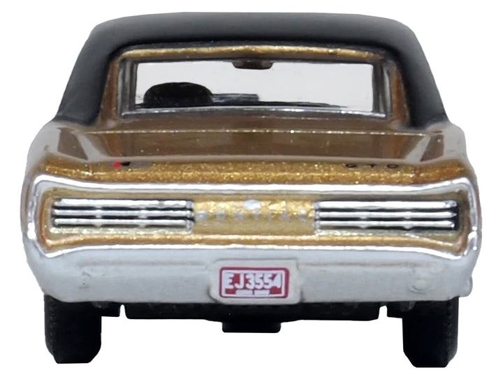 1966 Pontiac GTO Martinique Bronze Metallic with Black Top 1/87 (HO) Scale Diecast Model Car by Oxford Diecast image 2