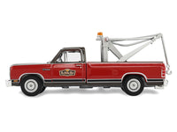1983 Dodge Ram D-100 Royal SE Tow Truck with Drop-In Tow Hook "Hobby Shop Auto Mechanic" Brown and Red with Work Lights "The Hobby Shop" Series 17 1/64 Diecast Model Car by Greenlight image 3