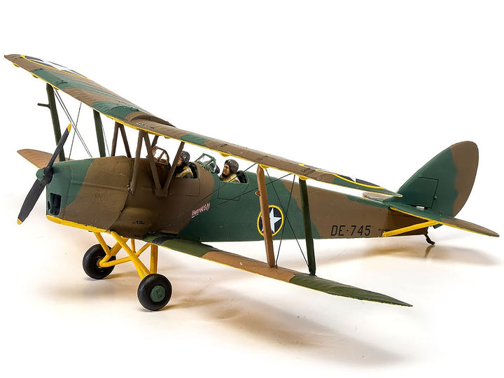 Level 2 Model Kit De Havilland Tiger Moth Aircraft with 2 Scheme Options 1/72 Plastic Model Kit by Airfix image 2