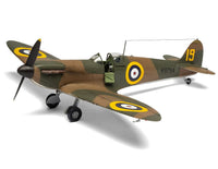 Level 2 Model Kit Supermarine Spitfire Mk.I Fighter Aircraft with 3 Scheme Options 1/48 Plastic Model Kit by Airfix image 3