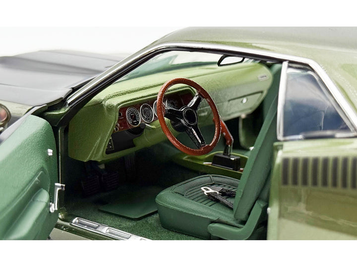 1970 Plymouth AAR Cuda Ivy Green Metallic with Black Stripes and Green Interior Limited Edition to 576 pieces Worldwide 1/18 Diecast Model Car by ACME image 2
