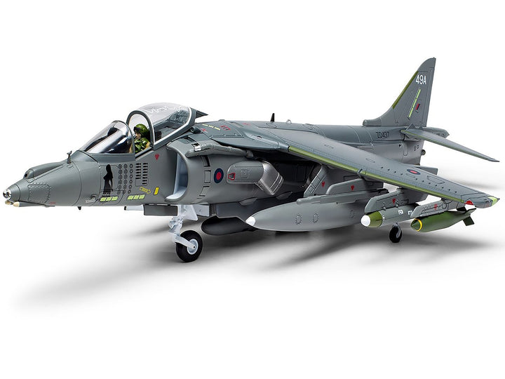 British Aerospace Harrier GR7A Aircraft "Michelle RAF No.1 Squadron Operation Herrick RAF Kandahar Afghanistan" (2007) Royal Air Force "The Aviation Archive" Series 1/48 Diecast Model by Corgi image 2