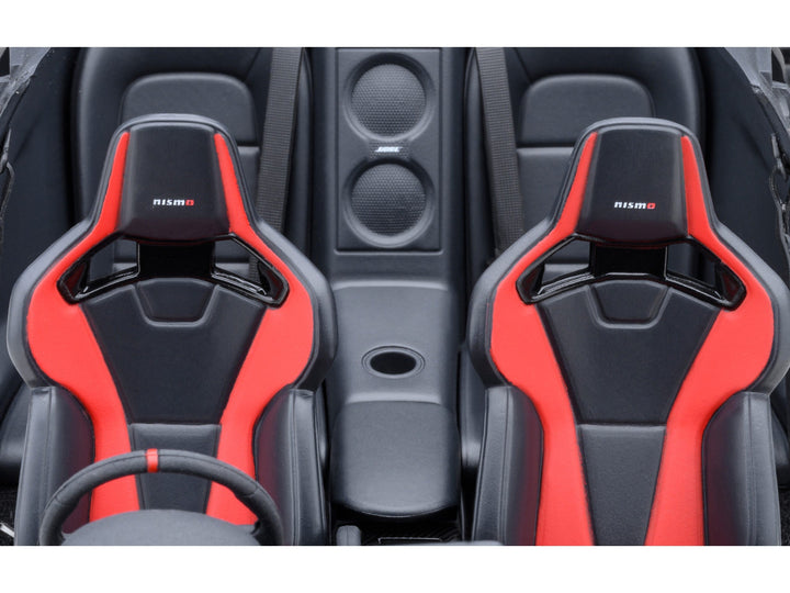 2022 Nissan GT-R (R35) Nismo Special Edition RHD (Right Hand Drive) Vibrant Red with Carbon Hood and Top 1/18 Model Car by Autoart image 2