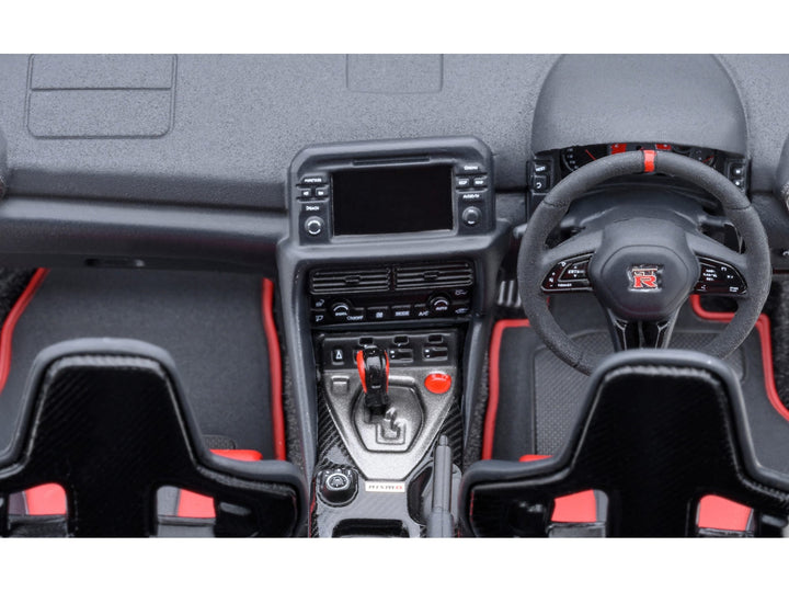 2022 Nissan GT-R (R35) Nismo Special Edition RHD (Right Hand Drive) Ultimate Metal Silver with Carbon Hood and Top 1/18 Model Car by Autoart image 2