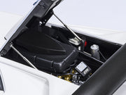 Lamborghini Diablo GTR Impact White 1/18 Model Car by Autoart image 5