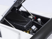 Lamborghini Diablo GTR Impact White 1/18 Model Car by Autoart image 5