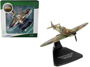 Supermarine Spitfire MK1 SGT R. Havercroft No 92 Sqn 1940 1/72 Diecast Model Airplane by Oxford Diecast image 3