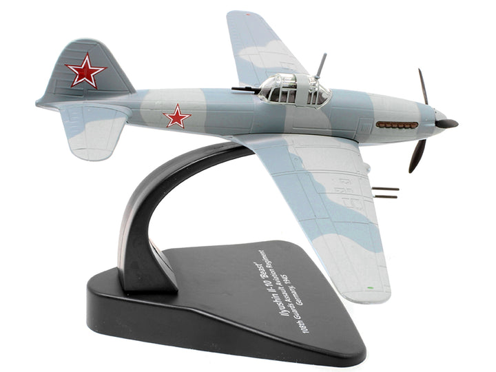Ilyushin Il-10 "Beast" War Plane 108th Guards Assault Aviation Regiment Germany (1945) "Oxford Aviation" Series 1/72 Diecast Model Airplane by Oxford Diecast image 2