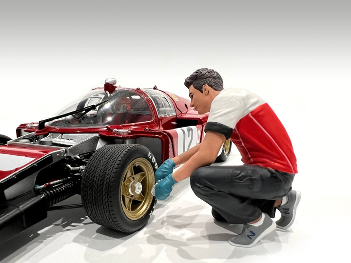 "Race Crew" Figure #5 for 1/18 scale models by American Diorama image 2