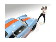 "Photographers" Figure #2 for 1/18 Scale Models by American Diorama image 2