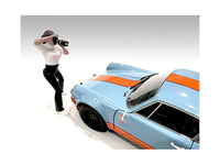 American Diorama Photographers figure number 2 hand painted polyresin 1:18 AD-19302, view 3