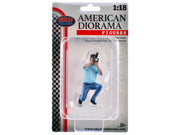 "Photographers" Figure #3 for 1/18 Scale Models by American Diorama image 4