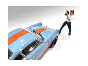 "Photographers" Figure #2 for 1/24 Scale Models by American Diorama image 3